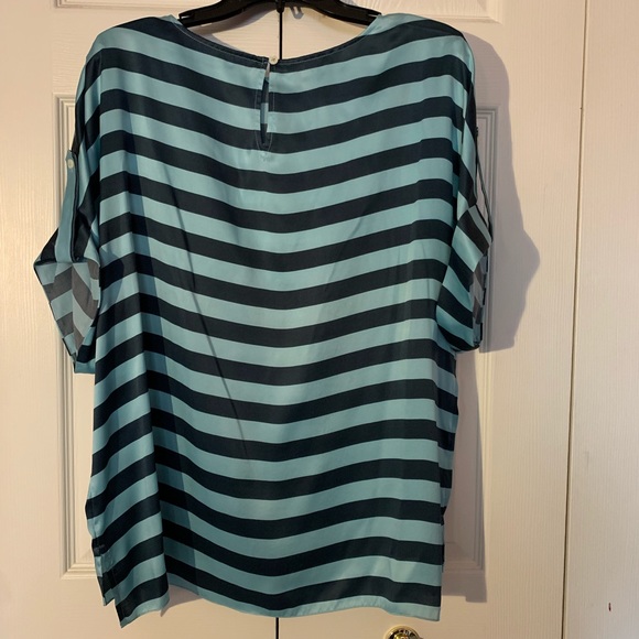 Paperwhite Silk Short Roll Tab Sleeve Top-16 MM 0522 - Picture 4 of 7